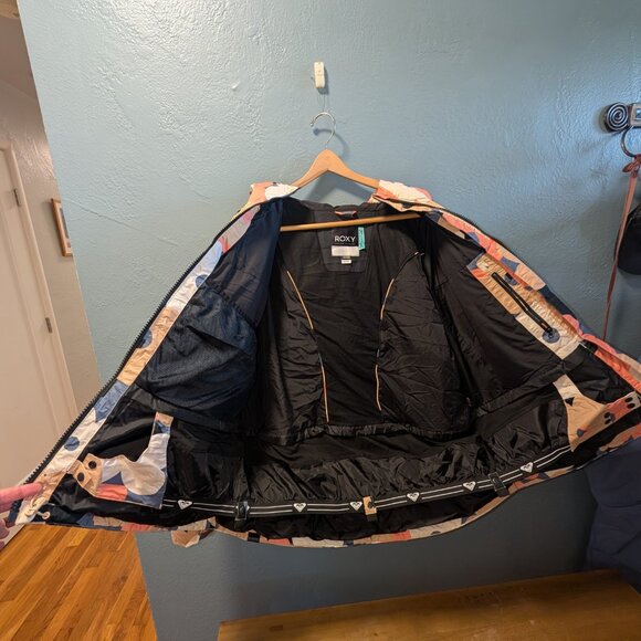 Roxy snowboard jacket XL - flower print pastel colors - Picture 2 of 10